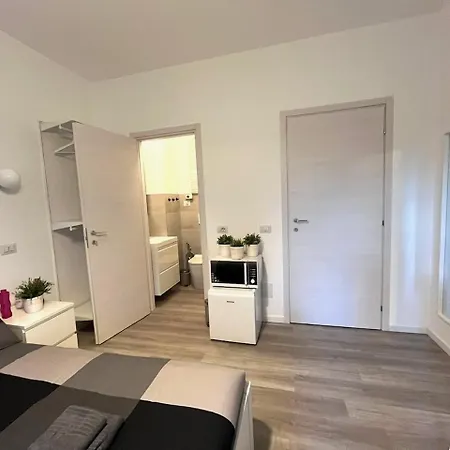 Bed & Breakfast Bbqueen Sandonato Policlinico *